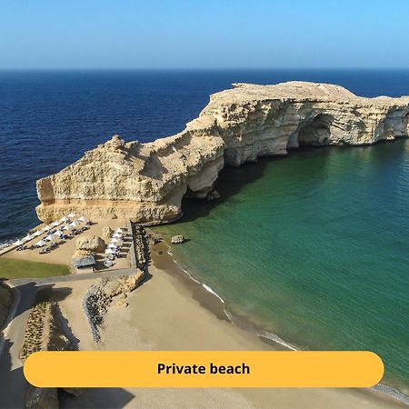 Shangri-La Al Husn, Muscat - Adults Only Resort Esterno foto Private beach