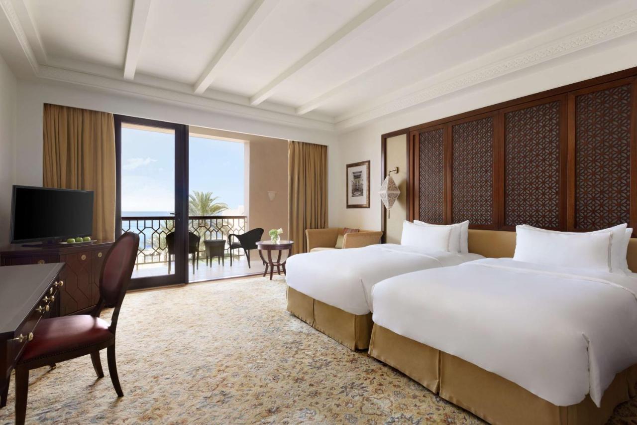 Shangri-La Al Husn, Muscat - Adults Only Resort Esterno foto Deluxe Room