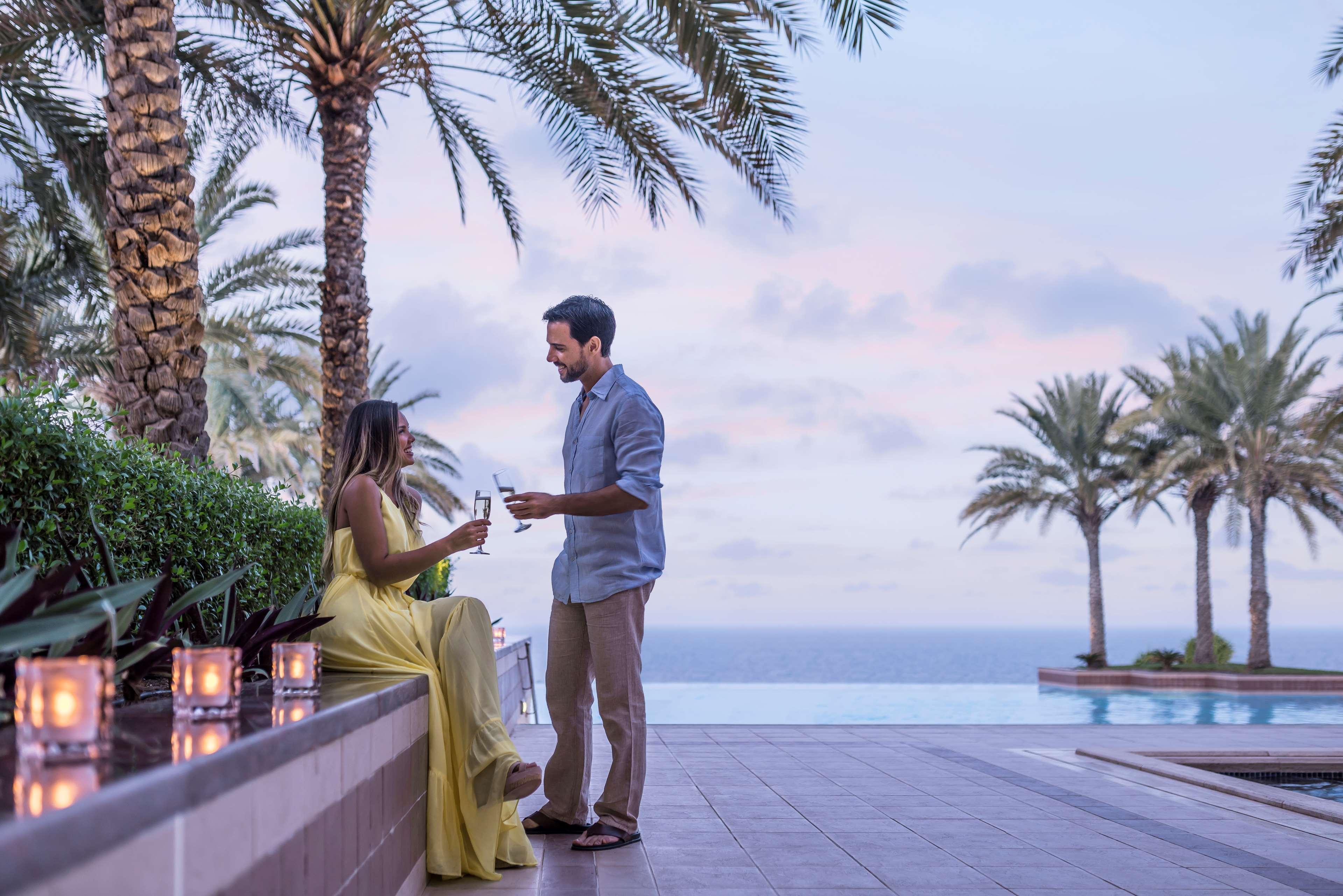 Shangri-La Al Husn, Muscat - Adults Only Resort Esterno foto The Westin Dubai