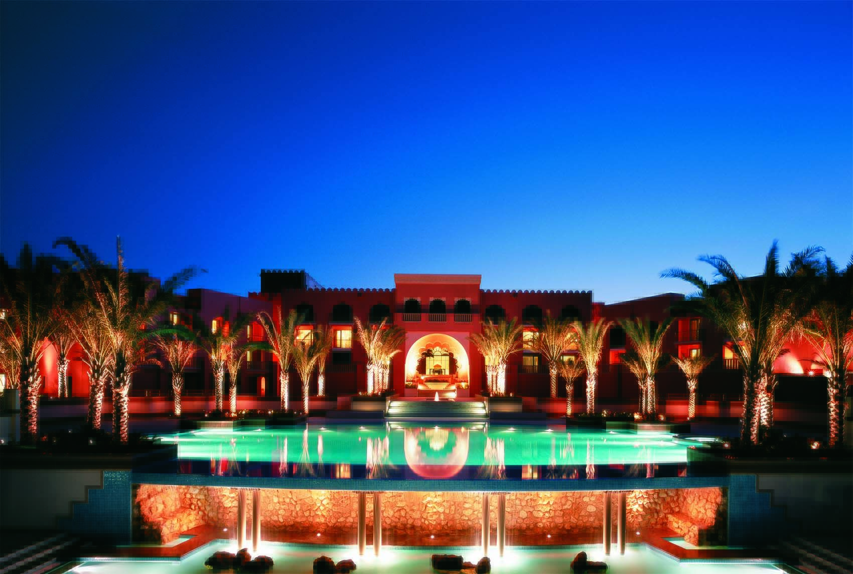 Shangri-La Al Husn, Muscat - Adults Only Resort Esterno foto The Royal Palm Hotel